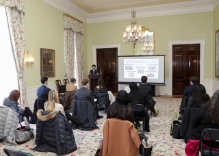 lecture image 01
